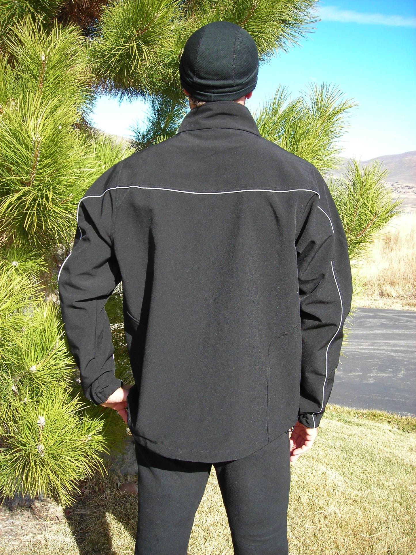 Men's Rambler Softshell Jacket, Back view, Black